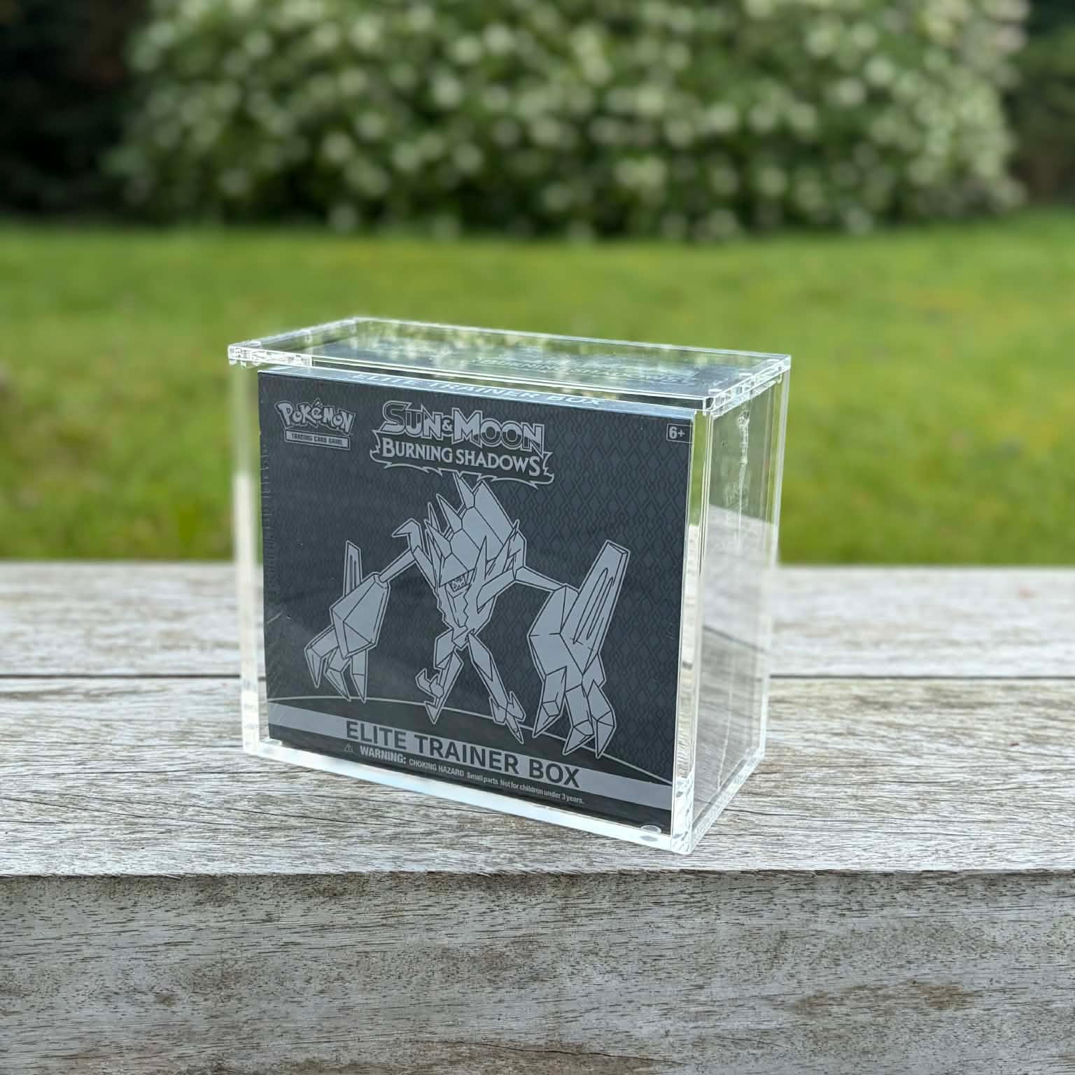 *PRE-ORDER* Premium Acryl Pokémon Elite Trainer Box
